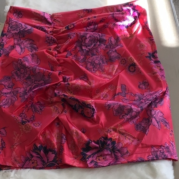 SIZE 4 NWT Free People “Ava’s Printed MINI” - Picture 5 of 10